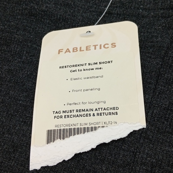 ๐ NEW Fabletics Restoreknit Slim Short - Picture 5 of 7